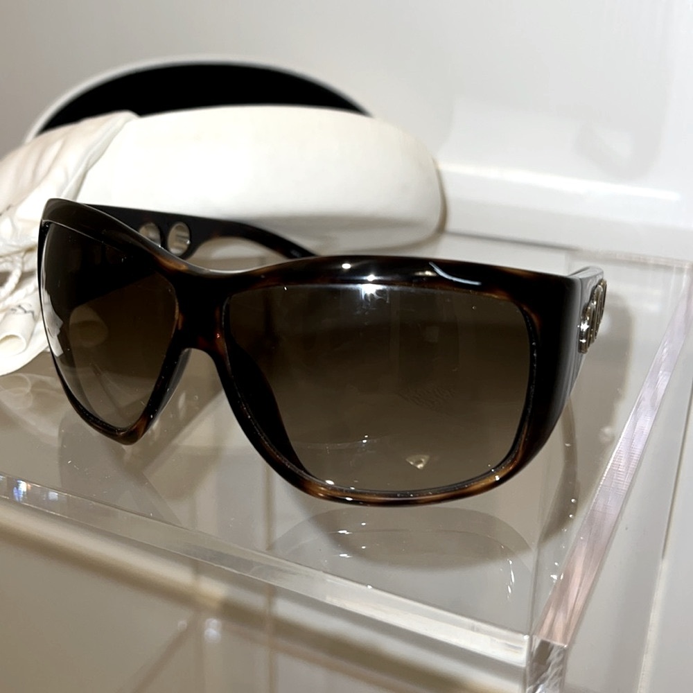 Yves Saint Laurent brown tortoise shell gradient 6112 sunglasses - Picture 3 of 5